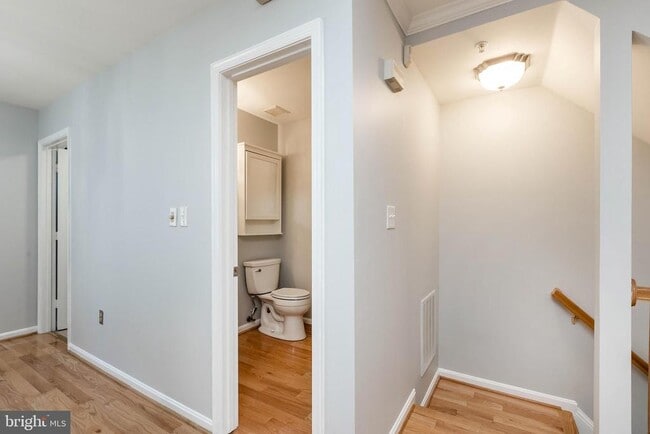 Building Photo - 205 Ridgepoint Pl