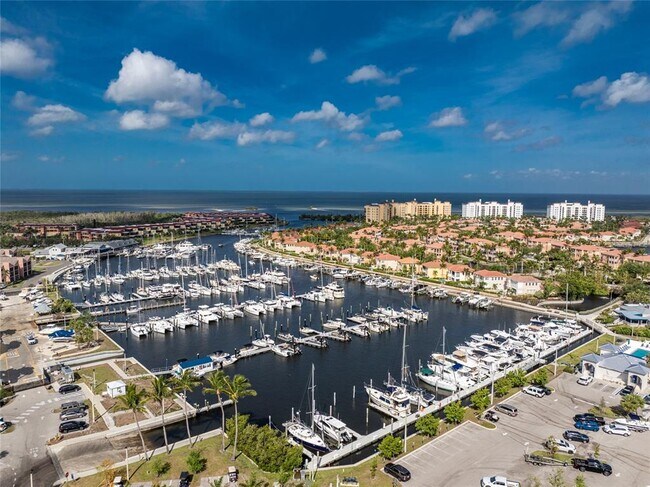 Building Photo - 3220 S Shore Dr