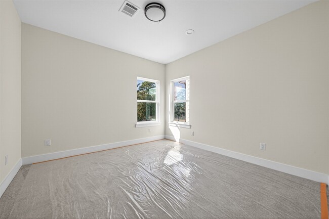 Building Photo - 12307 New Jordan Ln