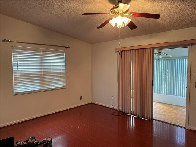 Building Photo - 1605 Cherry Hill Rd