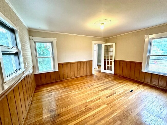 Building Photo - 6 Grant St