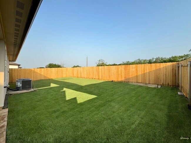 Building Photo - 4 BR + OFFICE/ 3 BA in Seguin - 2042 SF on GREENBELT - Arroyo Ranch!