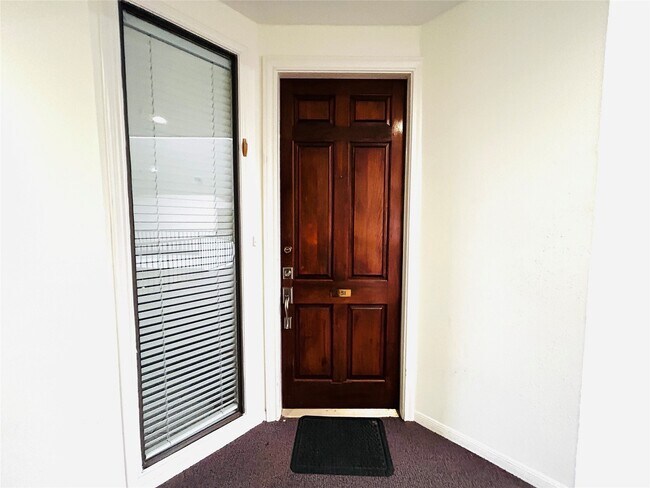 Building Photo - 5200 Weslayan St