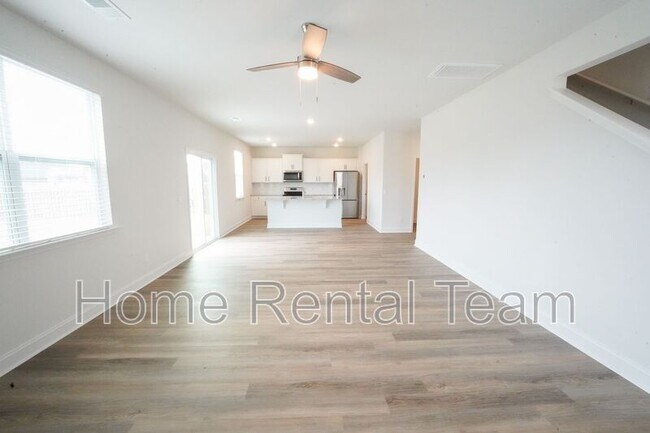 Building Photo - 337 Logging Hl Dr