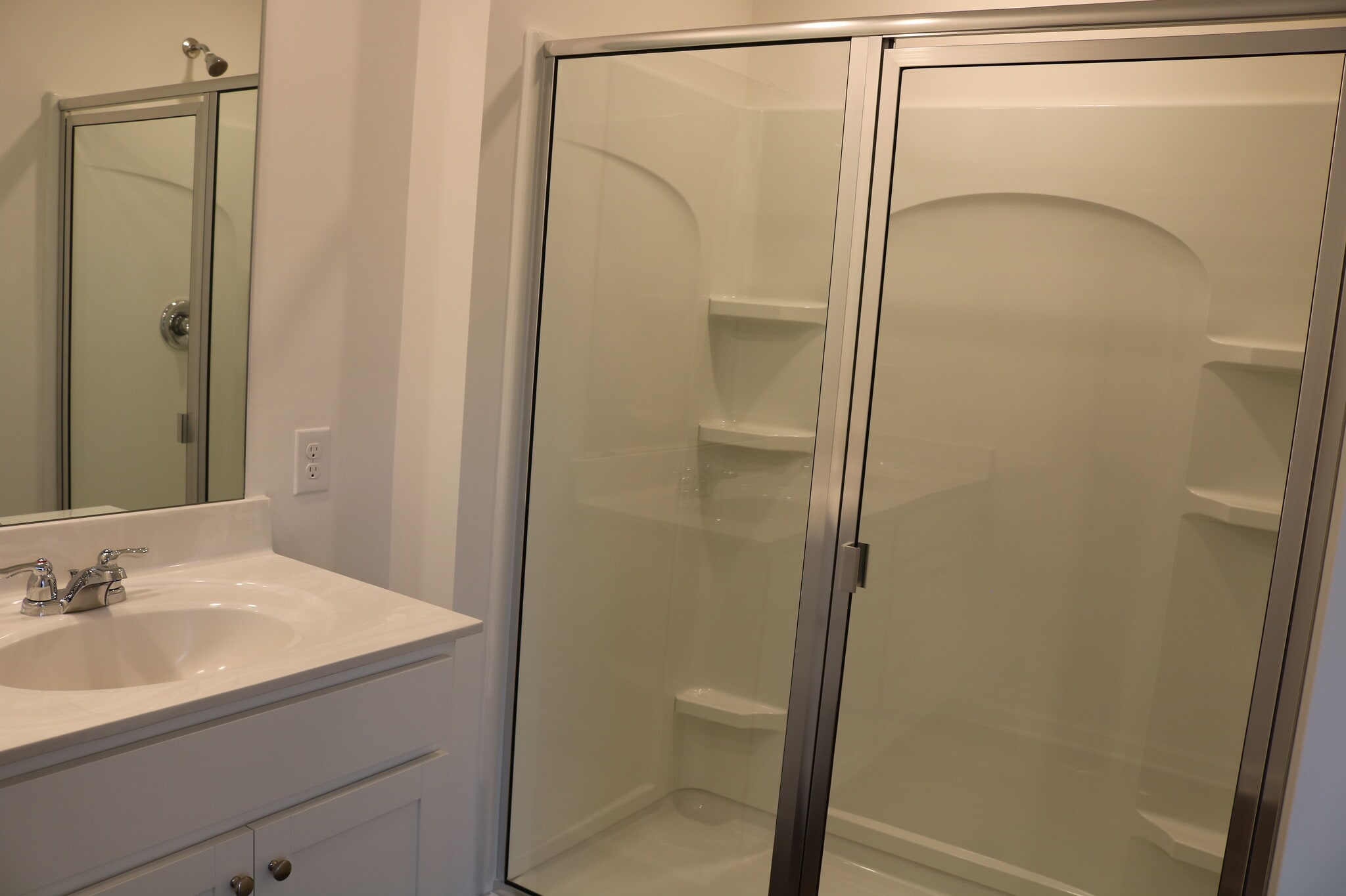 Master Bath - 95 Constitution Ave
