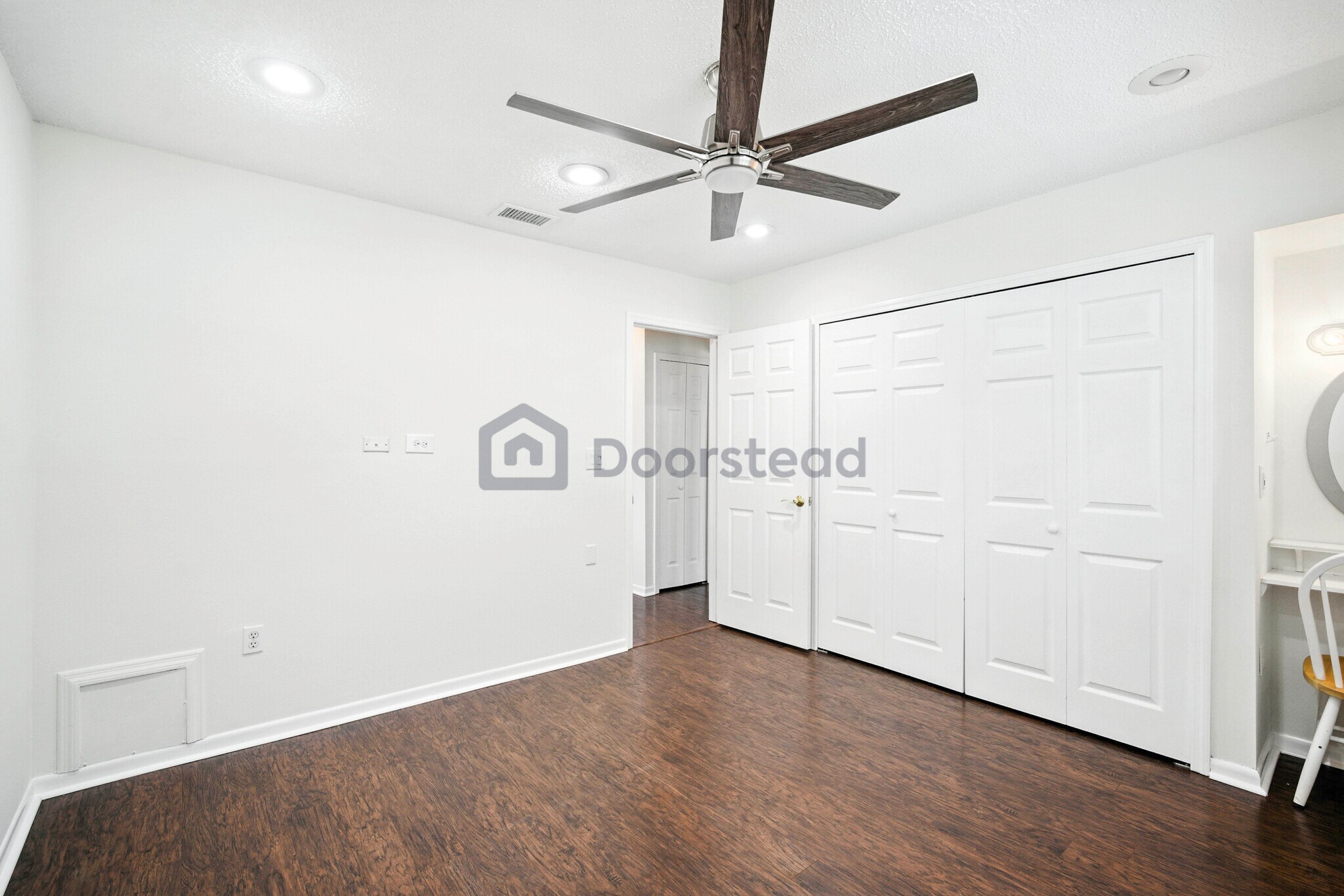 Building Photo - 7892 Sundown Dr