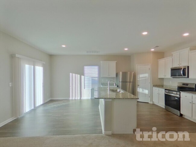 Building Photo - 4354 One Mile Wy