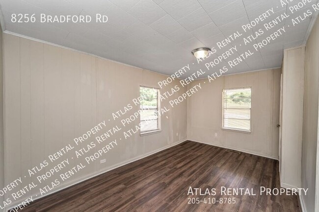 Building Photo - 8256 Bradford Rd