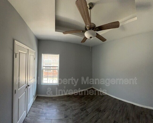 Building Photo - 1805 Cari Nicole Ave