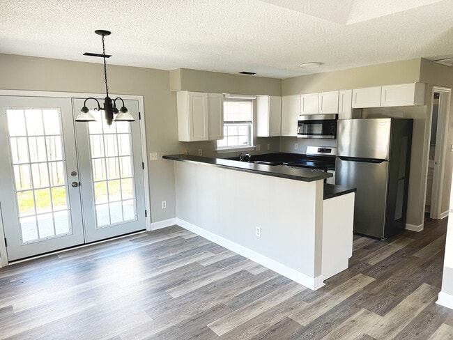 Building Photo - 809 Tisbury Ln