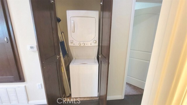 Building Photo - 8754 Reading Ave