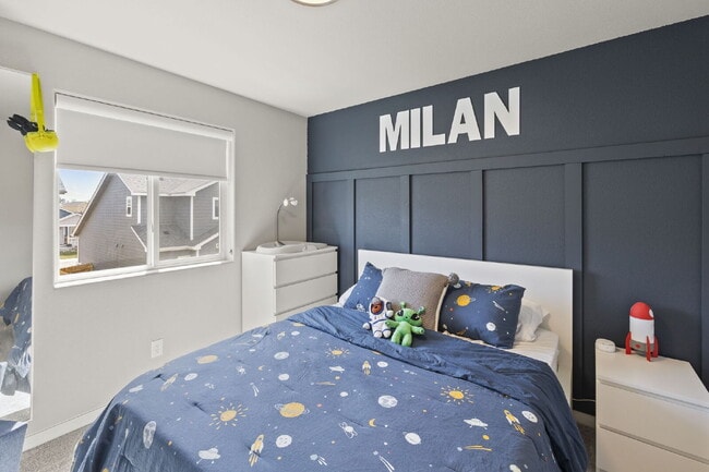 Building Photo - Beautiful 2 story home with 3 bedrooms in desirable Lorson Ranch Community.