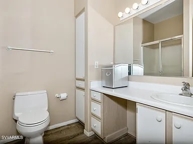 Second bathroom - 985 E Mingus Ave