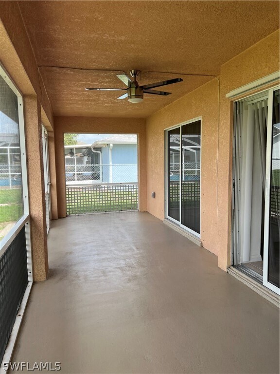 Building Photo - 279 SW 3rd Terrace