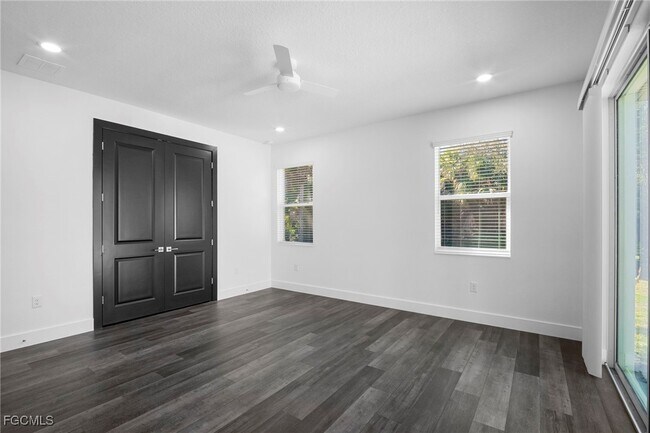 Building Photo - 4469 Enid Ln