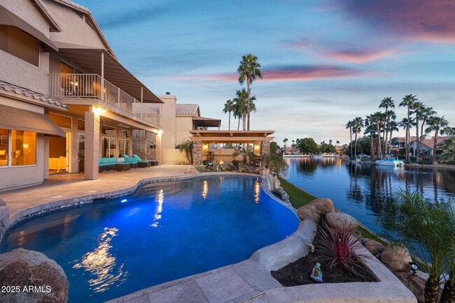 Building Photo - 1321 W Shellfish Dr