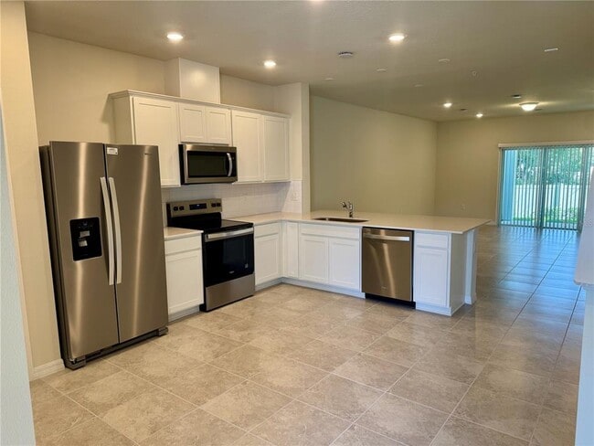 Building Photo - 3646 Oceanic Cv