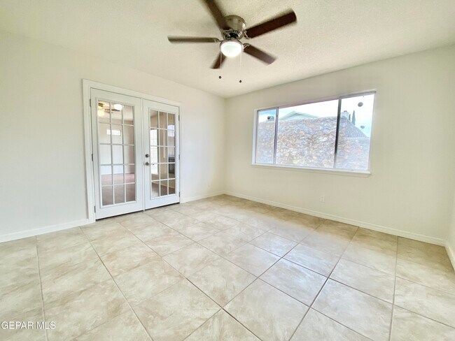 Building Photo - 308 Cabaret Dr