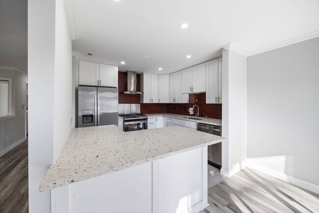 Building Photo - 901 Yosemite Trail