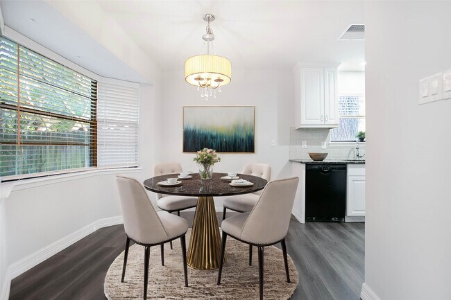 Building Photo - 56 E White Willow Cir