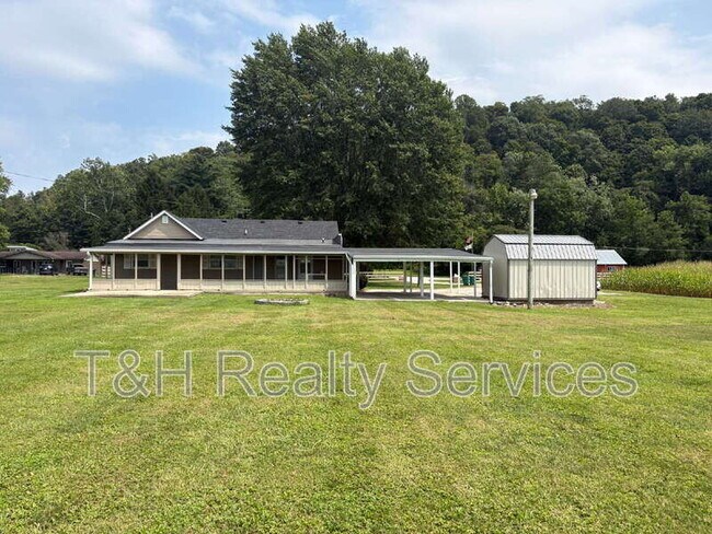 Building Photo - 3180 Blue Bluff Rd