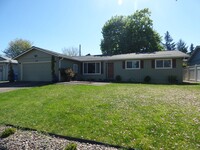 Building Photo - 3 bed 2 bath House in Keizer!