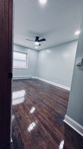 Building Photo - 137-139 E High St