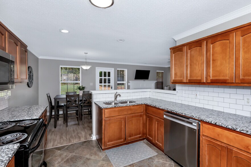 Building Photo - 275 Postwood Ct