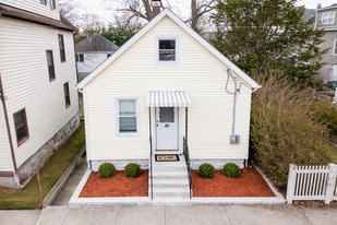 Building Photo - 49 High St