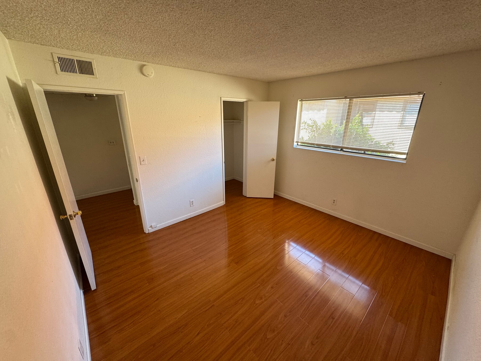 Bedroom 2 - 106 N Chapel Ave