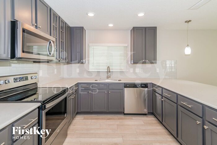Building Photo - 8145 Windmill Way