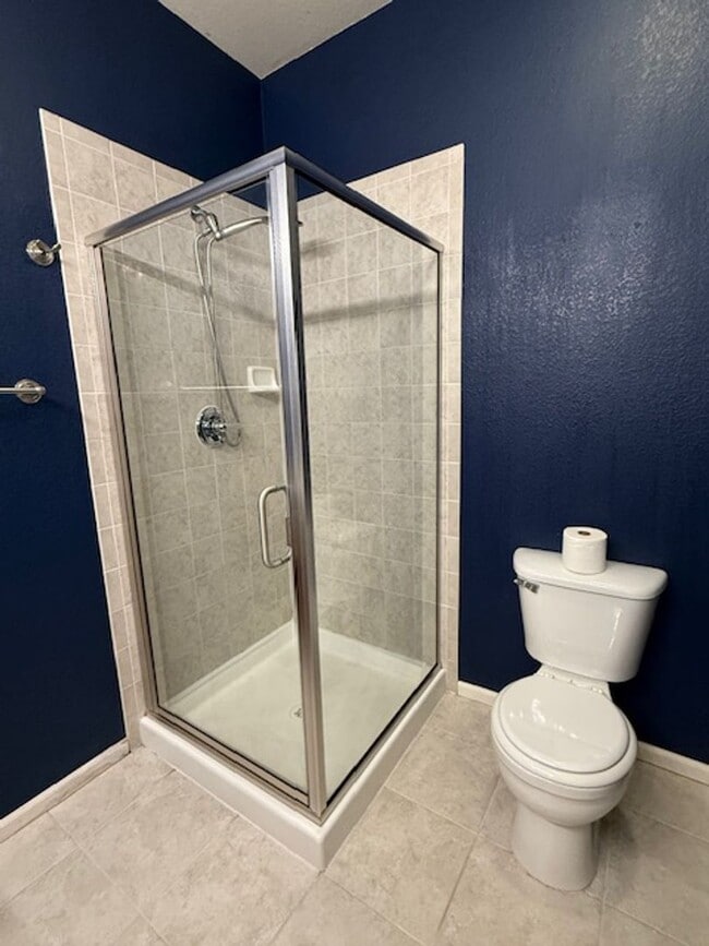 Building Photo - 3 Bed End Unit Townhome near Old Town Arvada