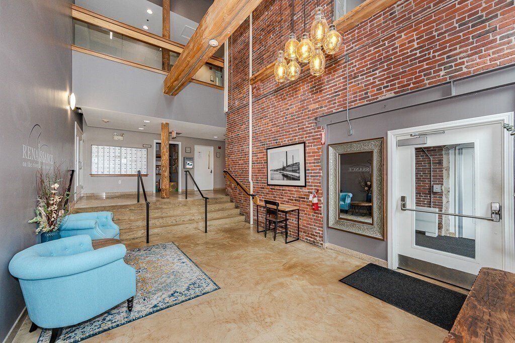 Building Photo - 35 Riverwalk Way