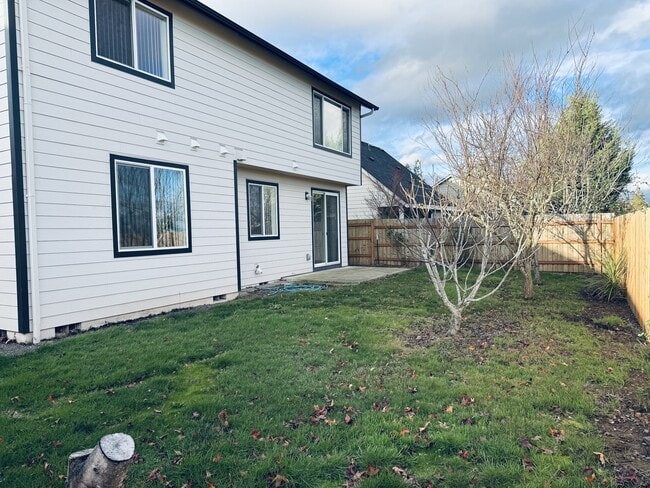 Building Photo - 4388 Northside Dr NE