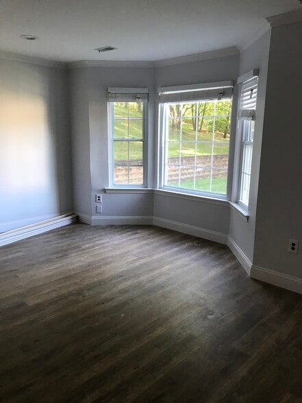 Building Photo - 159 Devon Ct