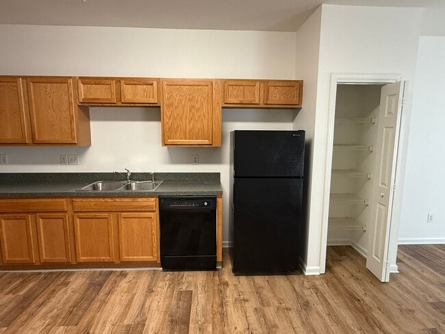 Building Photo - 7041 Somerset Springs Dr