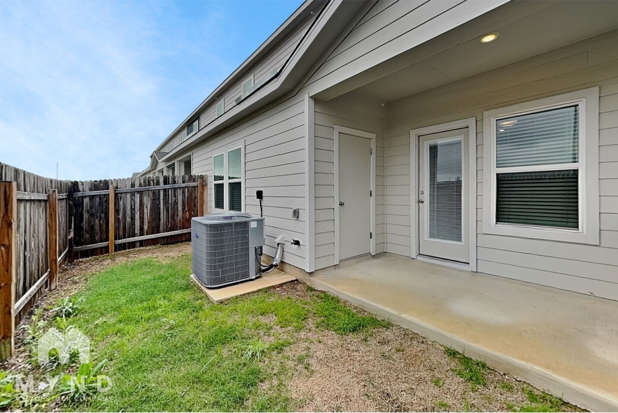 Building Photo - 1850 Settlers Glen Dr