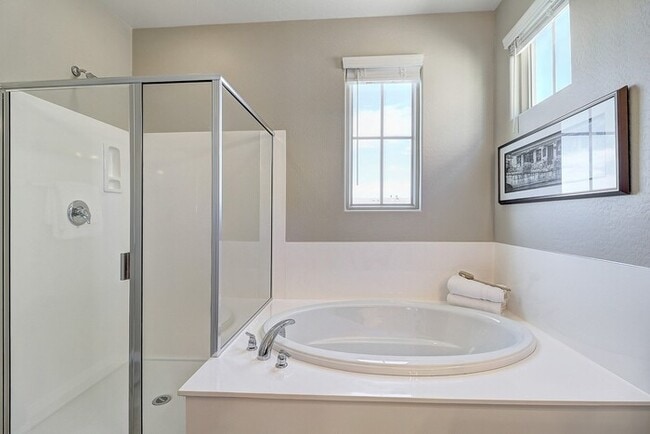 Building Photo - PRIDE TO LIVE, NEWER BUILT COMMUNITY IN CORE CHANDLER. MUST SEE COMMUNITY AMENITIES