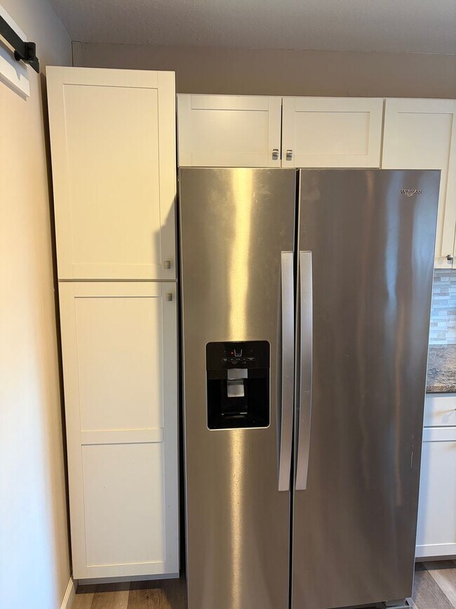 Building Photo - Premier RE Holdings of Monticello