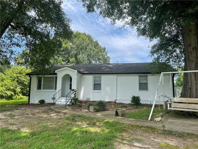 Building Photo - 2766 Bart Johnson Rd