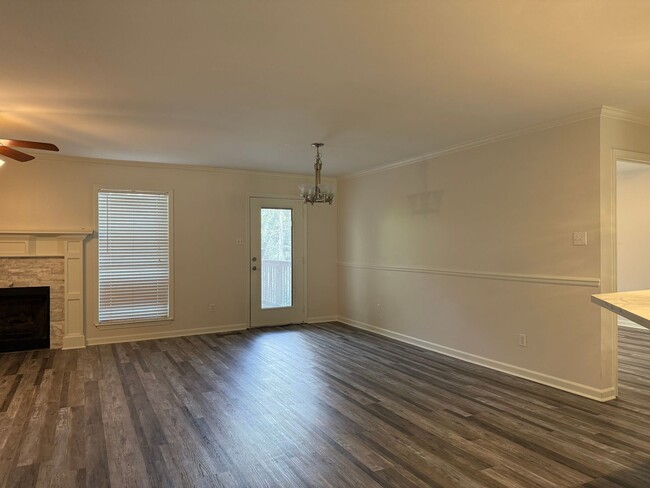 Building Photo - 6309 Countryside Dr