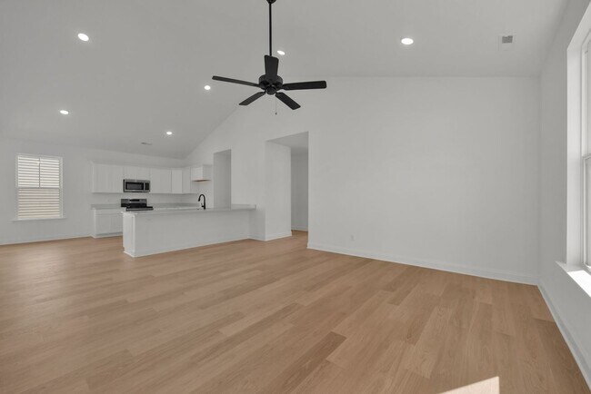 Building Photo - 6579 Elizabeth Ann Wy