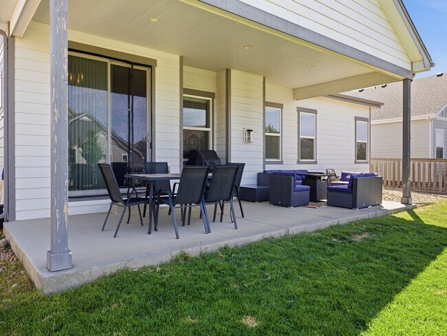 Building Photo - 5029 Long Dr