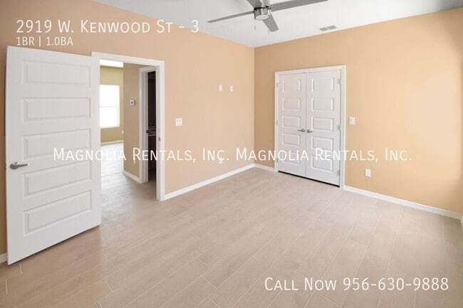 Building Photo - 2919 W Kenwood St