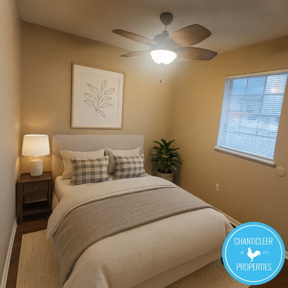 Building Photo - 115 Florence St