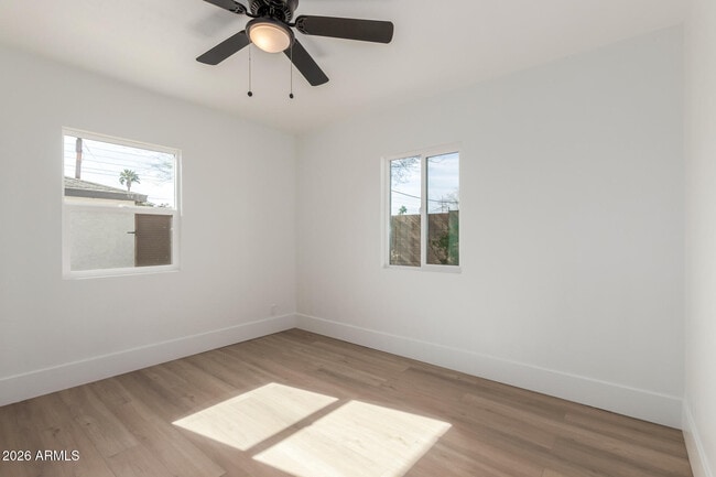 Building Photo - 1743 W Verde Ln