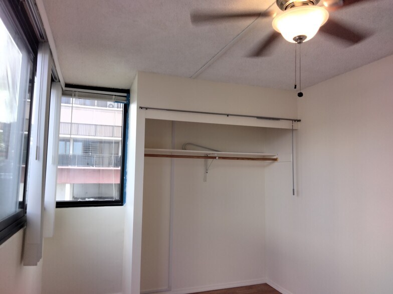 2nd Bedroom,ceiling fan & tall windows - 1571 Piikoi St