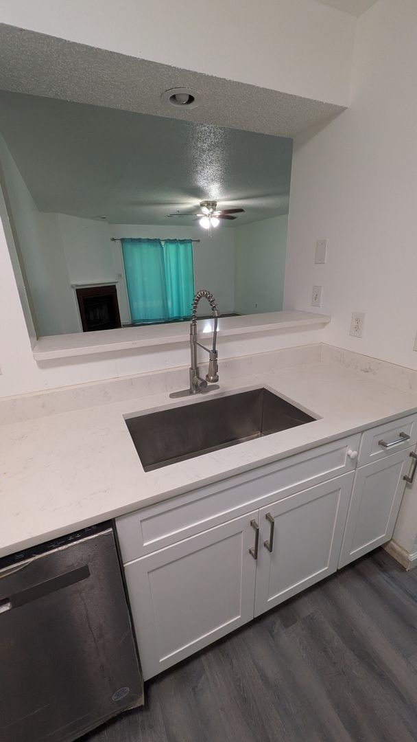 Building Photo - 417 Ridge Creek Dr, Clarkston, GA 30021