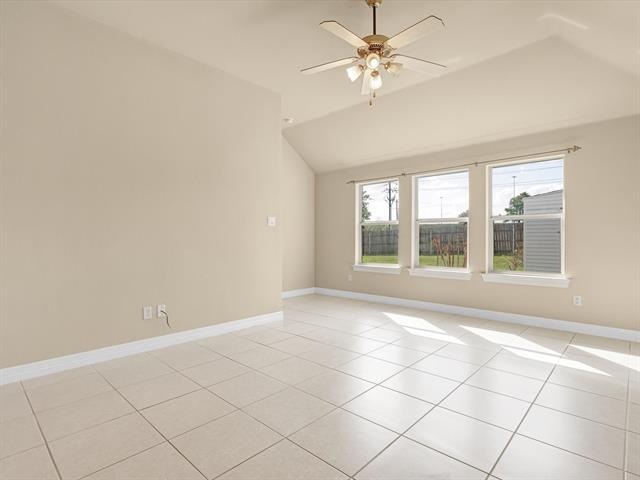Building Photo - 8464 Arroyo Ln