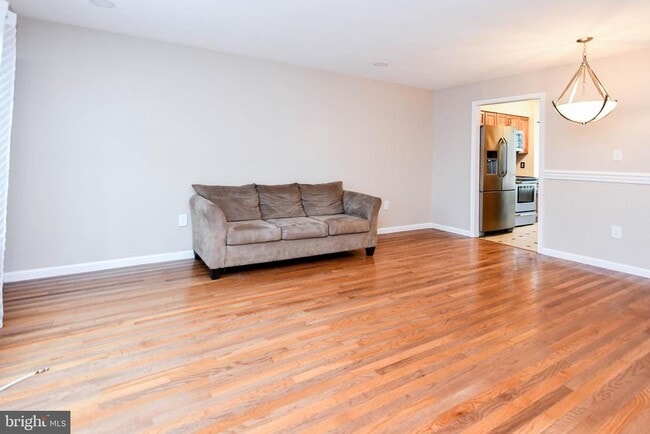 Building Photo - 7002 Cipriano Woods Ct